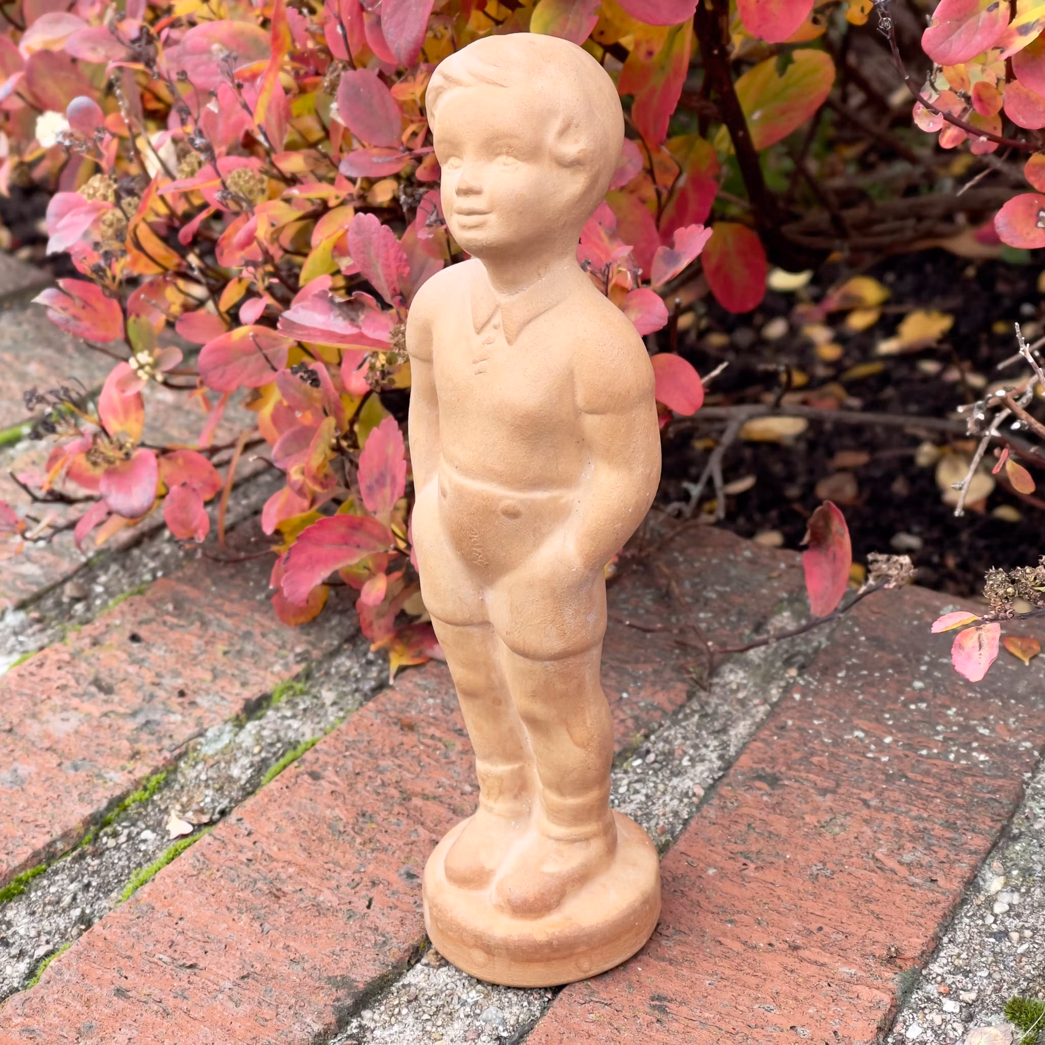 Sculpture en céramique, signée