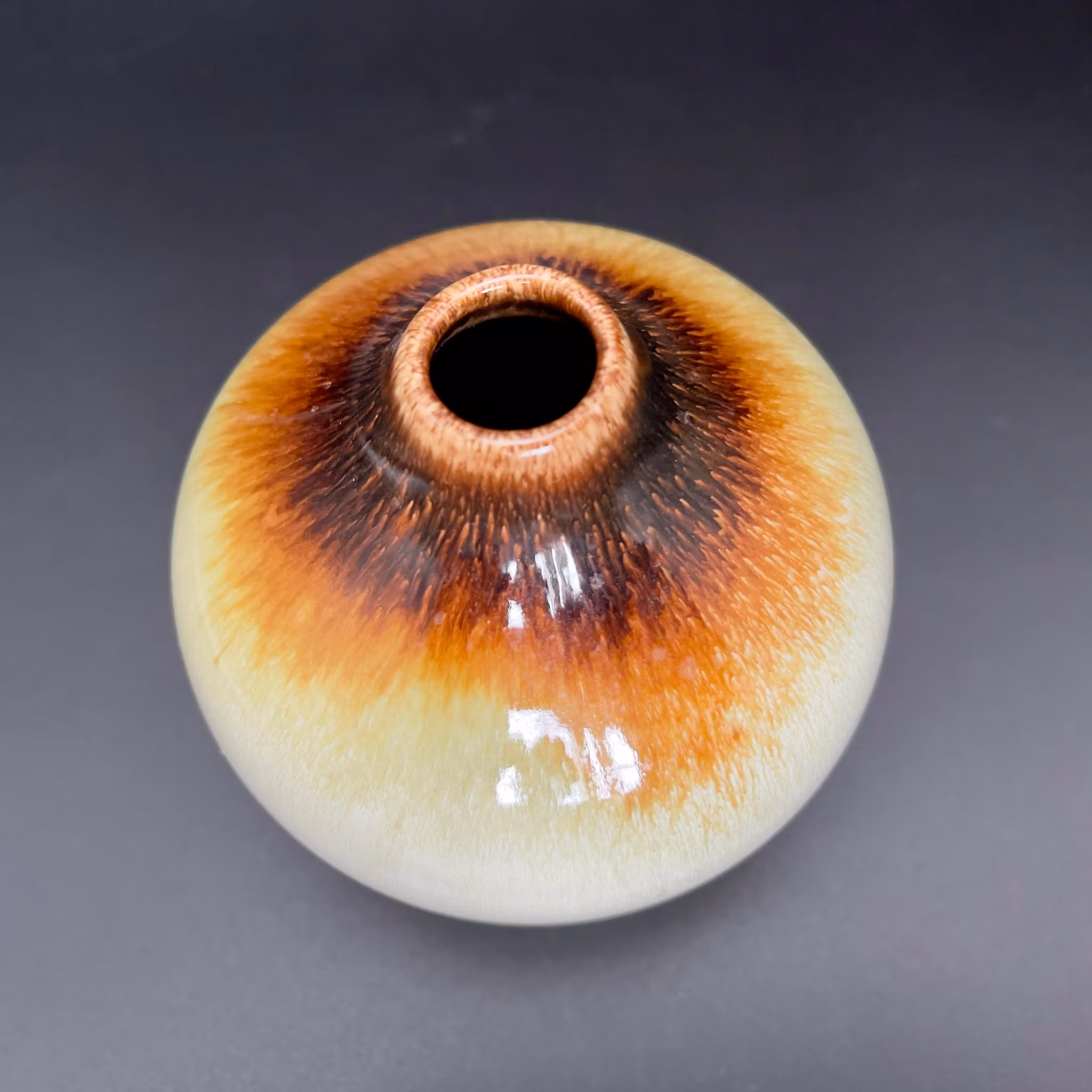 Vicke Lindstrand, vase en céramique Ekeby