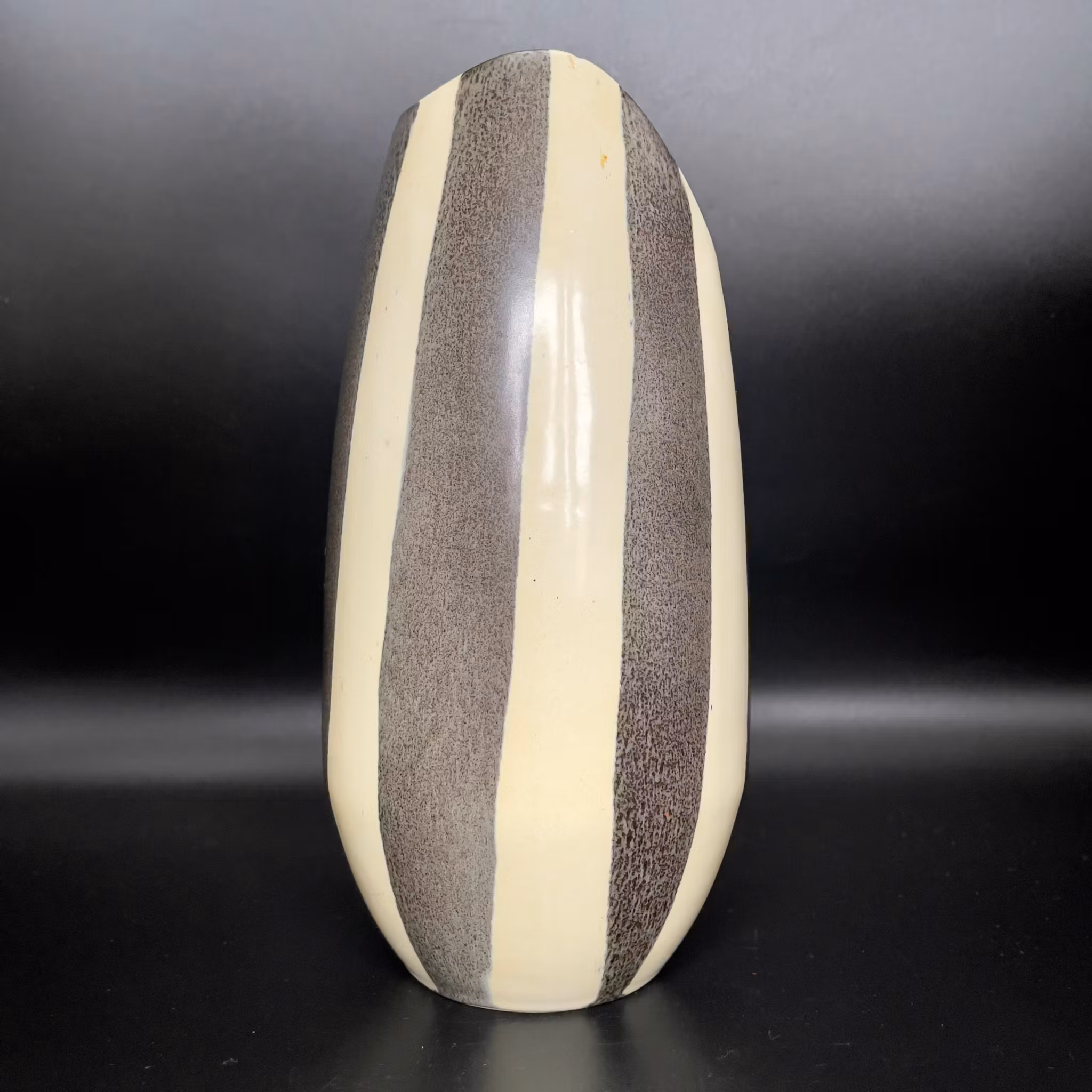 vase vintage en céramique