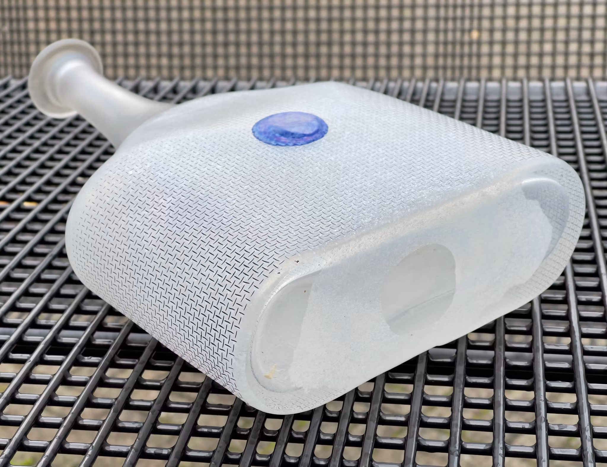 Réseau, Bertil Vallien, Bouteille Kosta Boda