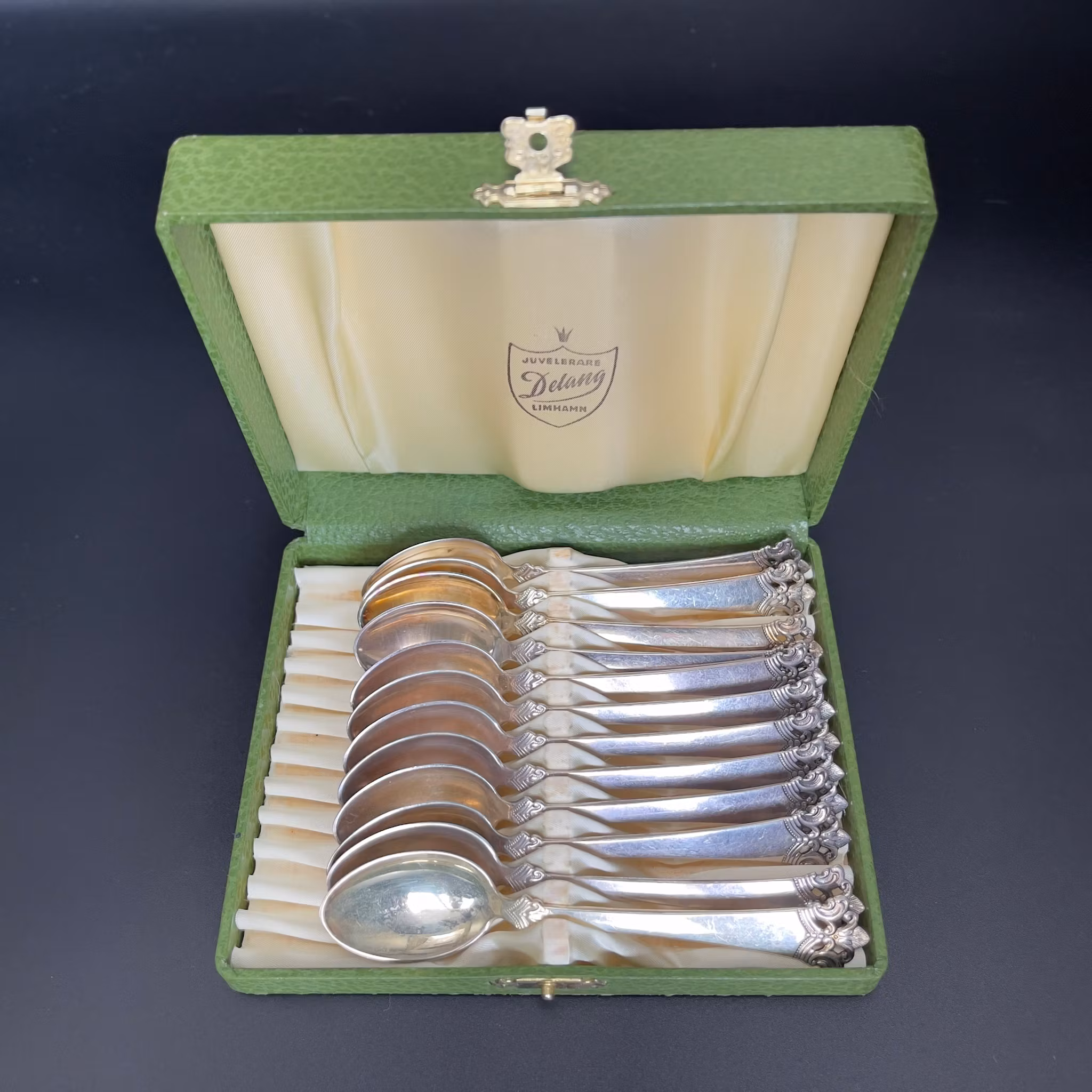 Cuillères à café, 12 pcs., Argent dans la boîte d&#39;origine, longueur 11,5 cm