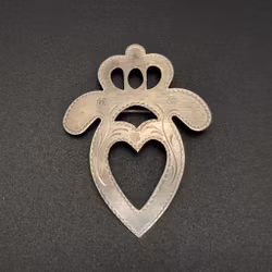 Spilla per il costume della Svezia, argento