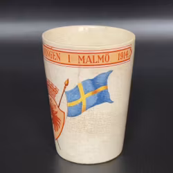 Minnesmugg, Göteborgs porslin, Malmö 1914