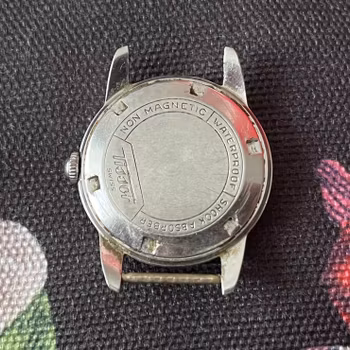 Vintage, Tissot - Antimagnetique 32 mm