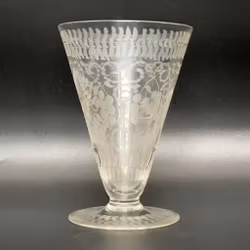 Orrefors antikes graviertes Glas