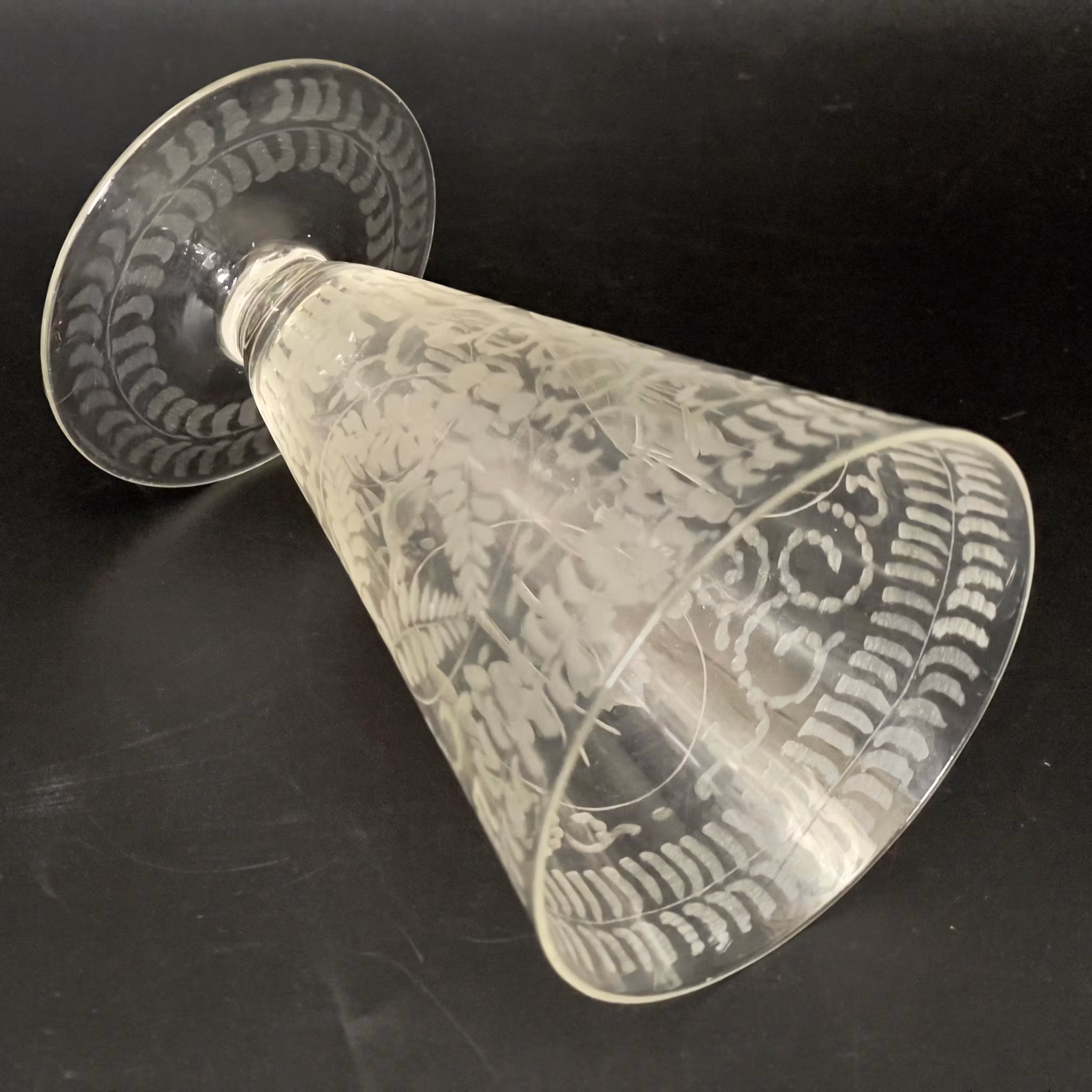 Orrefors antikk gravert glass