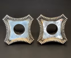 2 kpl, kustavilainen hopea, kynttilänjalka, englantilaiset postimerkit