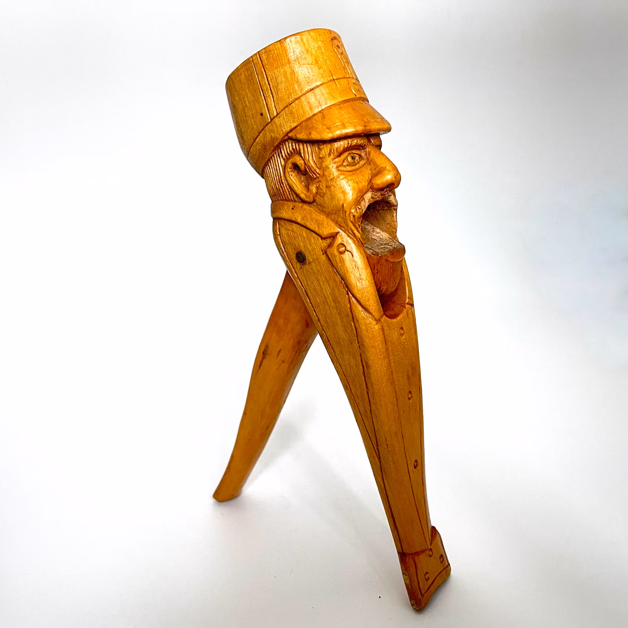 Erik Lorentz Molin, Nussknacker, Holz