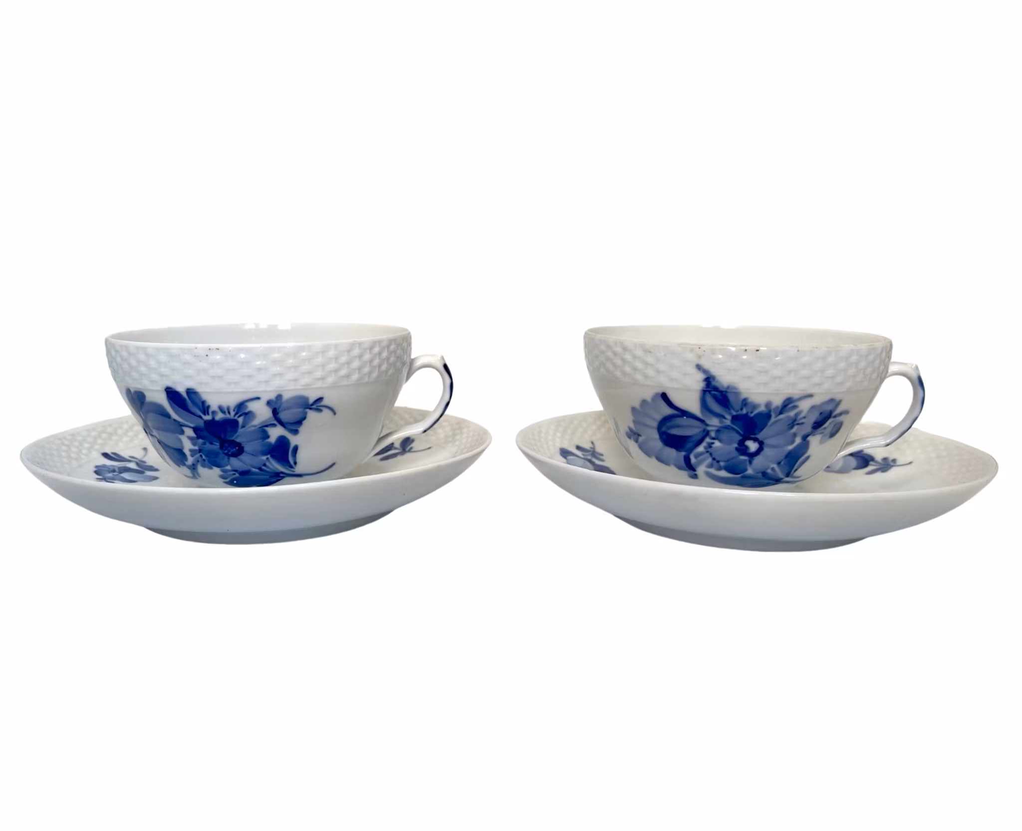 Royal Copenhagen, Blå blomster, två stor tekopp 8269