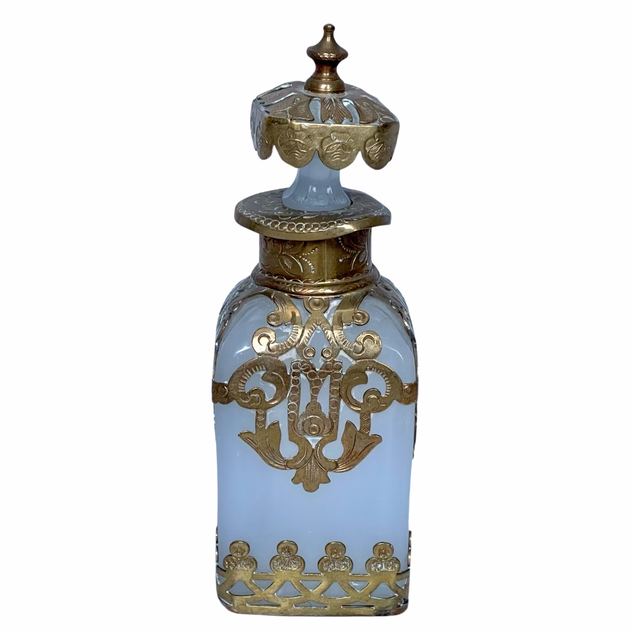 Antikk fransk hvitt opalinglass med parfymeflaske i messing