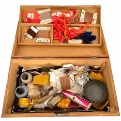 Older sibling's box with gourd painting, Allmoge