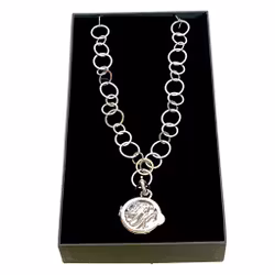 Dyrberg Kern, Lange ketting met hanger