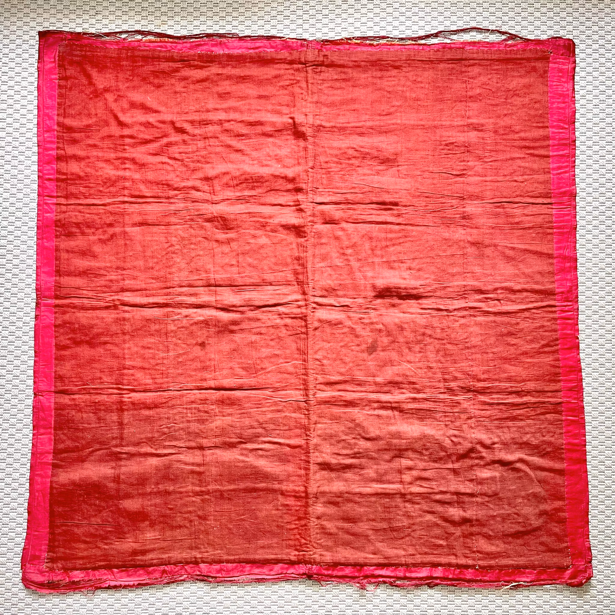 Broderi antik Serma, silke, Osmannerriget, 1600-tallet, forgyldt sølvtråd