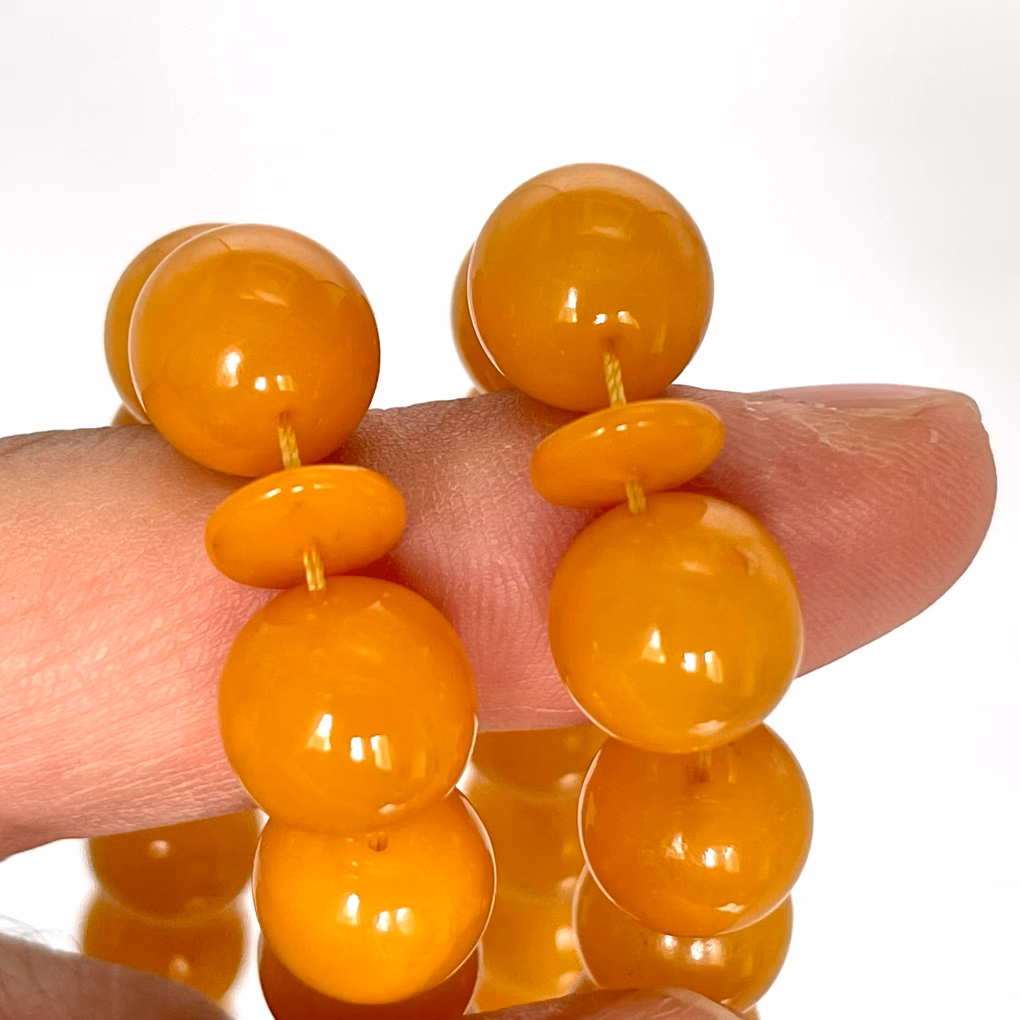 Cuma Fırat Kayabaşı usta ja Hamdi Levent puskul usta, Amber Rosary