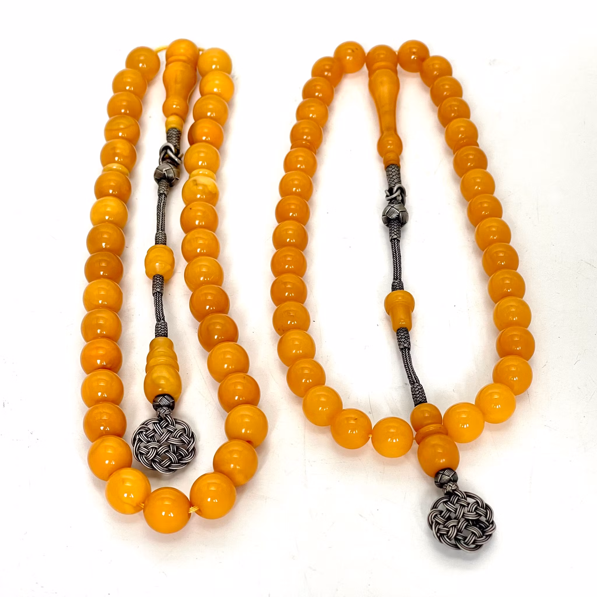 Cuma Fırat Kayabaşı usta ja Hamdi Levent puskul usta, Amber Rosary