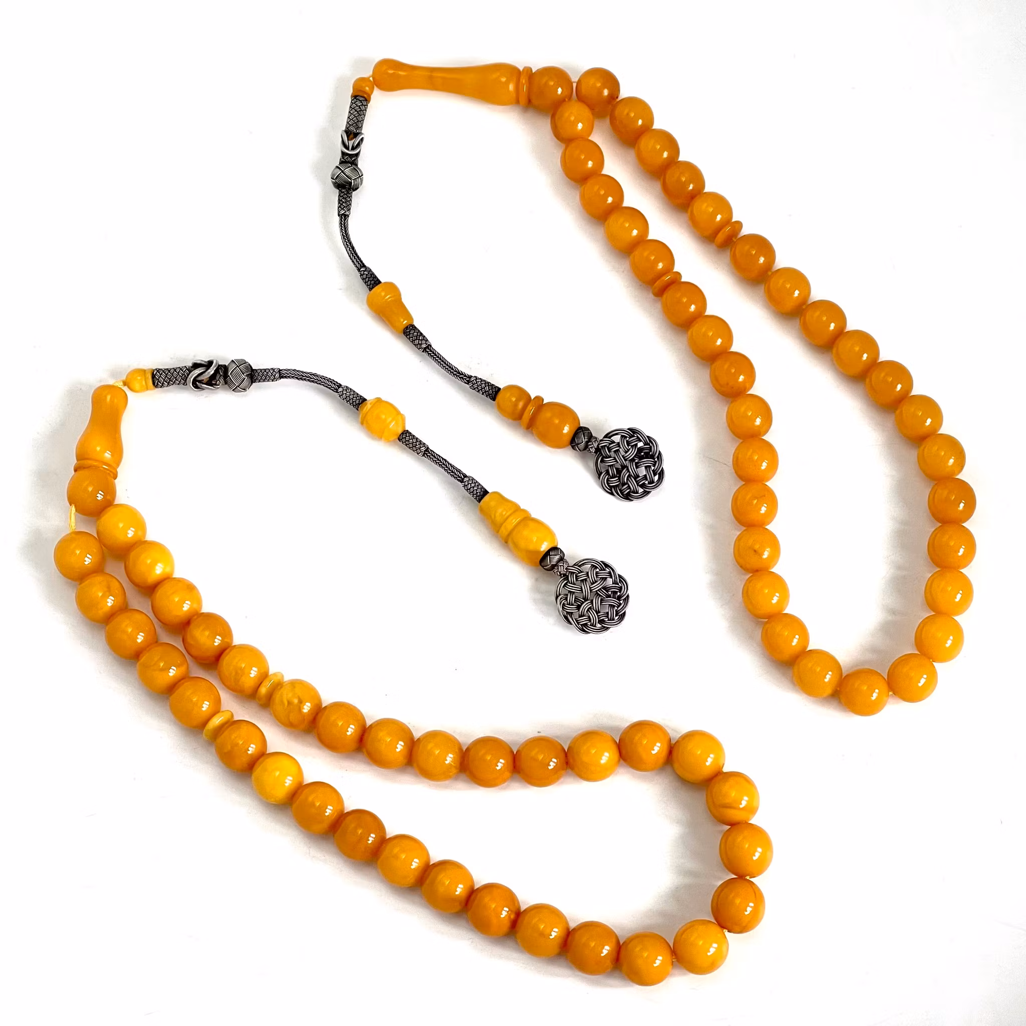 Cuma Fırat Kayabaşı usta ja Hamdi Levent puskul usta, Amber Rosary