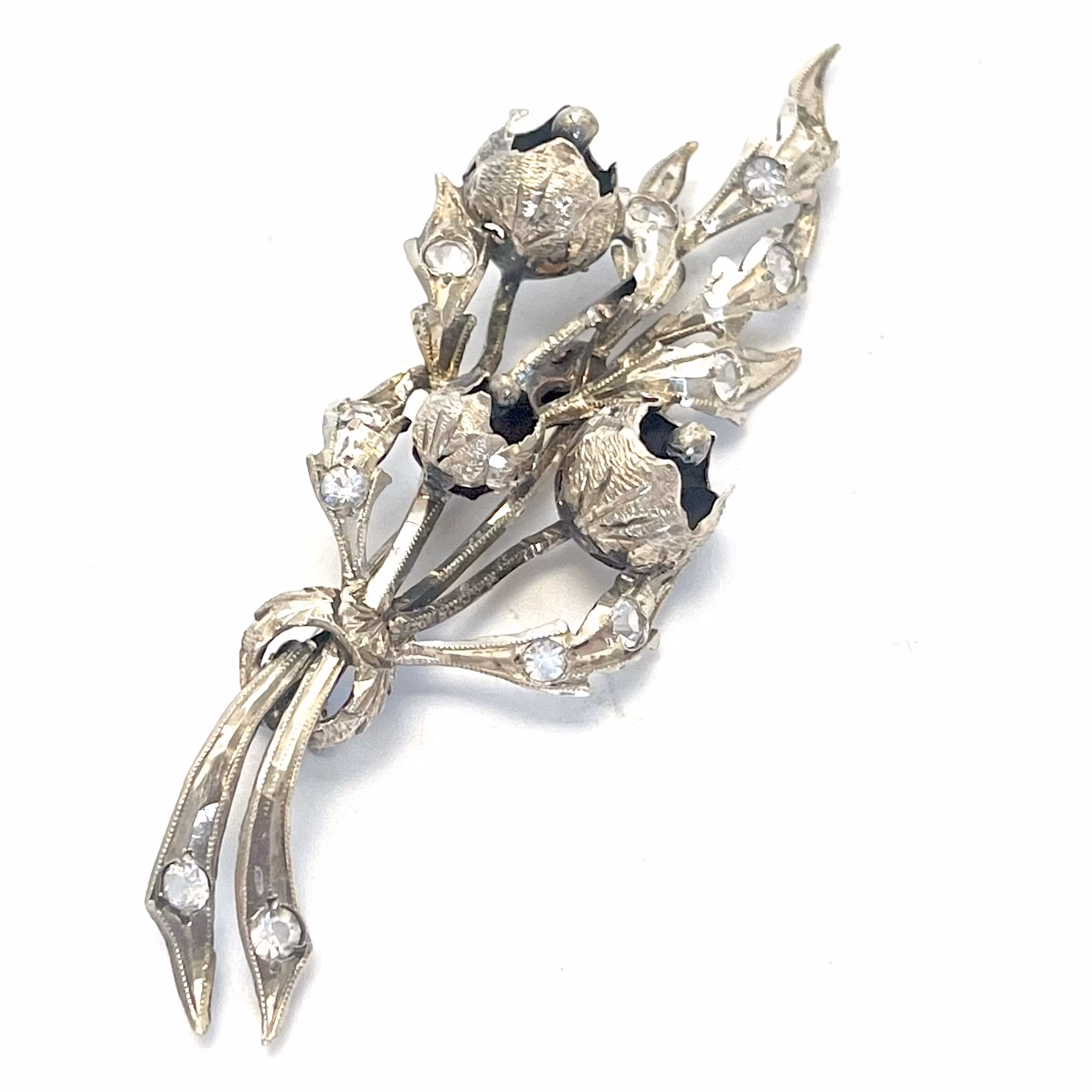 Brosch, silver 925 i form av stiliserad kvist med blommor och blad