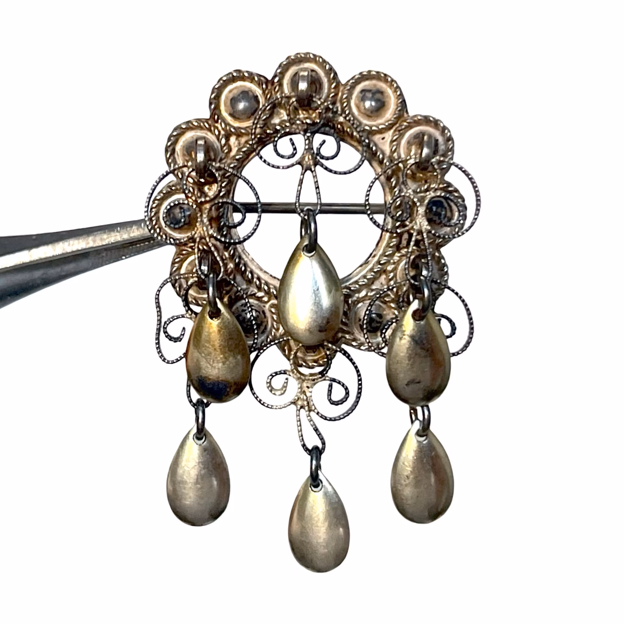 Zilveren 830S broche Scandinavische sieraden in klederdrachtstijl