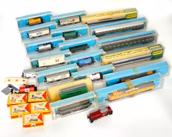 Minitrix ja Atlas Locomotive & Wagons Scale N