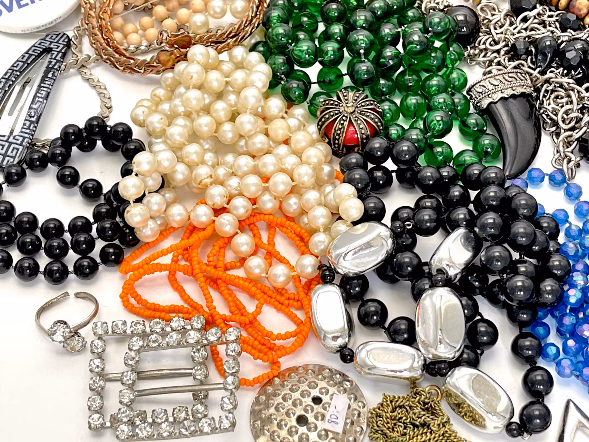 Lot of various vintage and old Bijouterie Jewelry