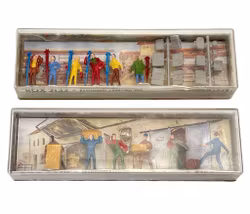 Merten 4 stuks, Miniatuurfiguren HO 2132, 2240, 2337, 2343