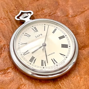 Vintage, Zaria Sovjetiskt Rysk USSR fickur 21 jewels