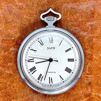 Vintage, Zaria Sovjetiskt Rysk USSR fickur 21 jewels