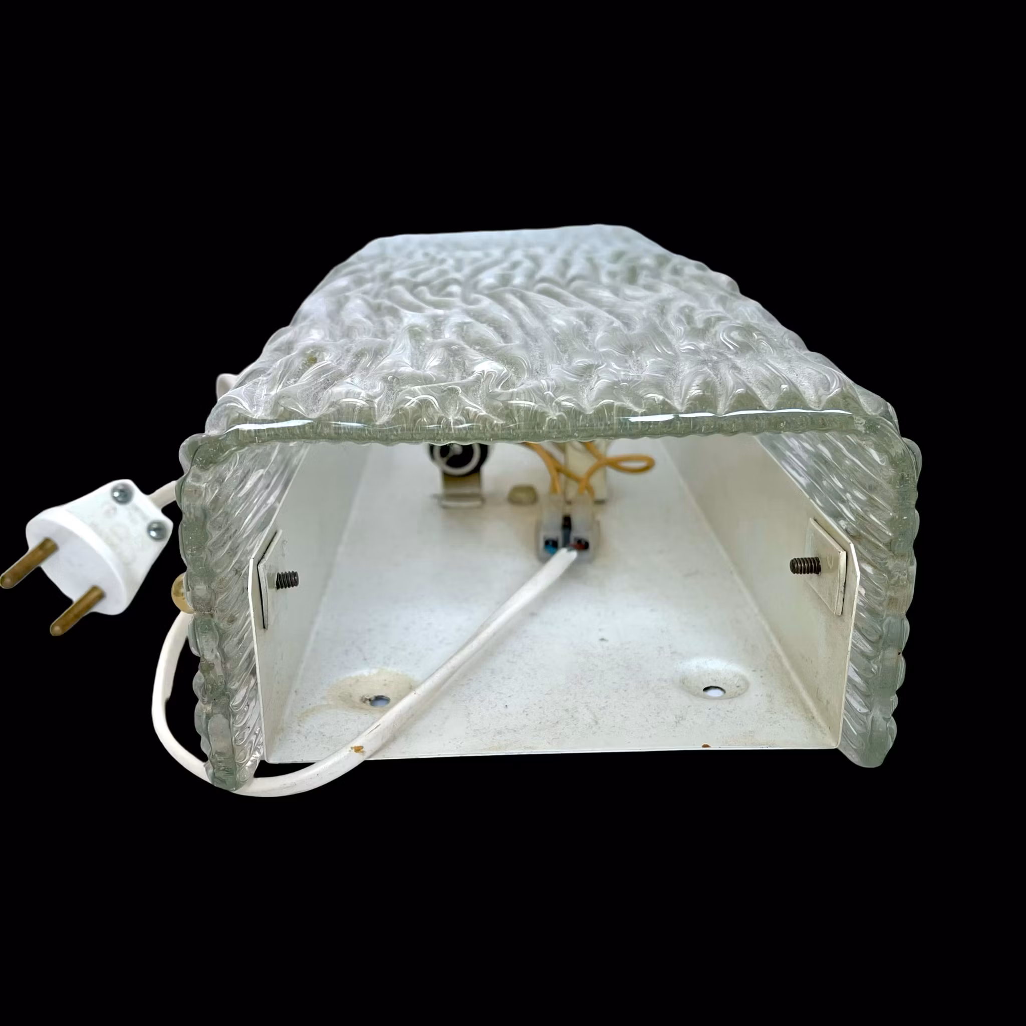 Vägglampa i glas, troligen av J.T. Kalmar, Kalmar Franken KG 1960-tal