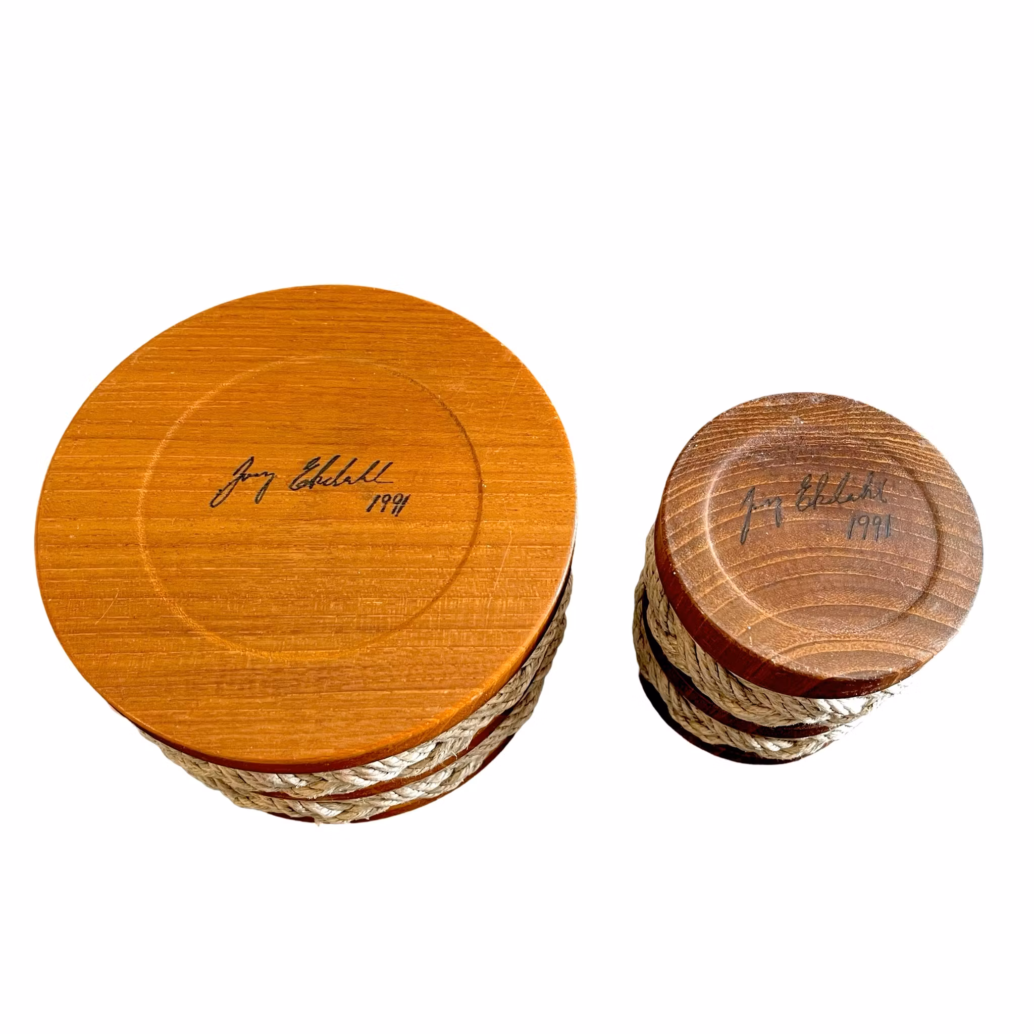 2 szt., Stojak na długopisy z drewna i liny, wazon żeglarski, sygnowany