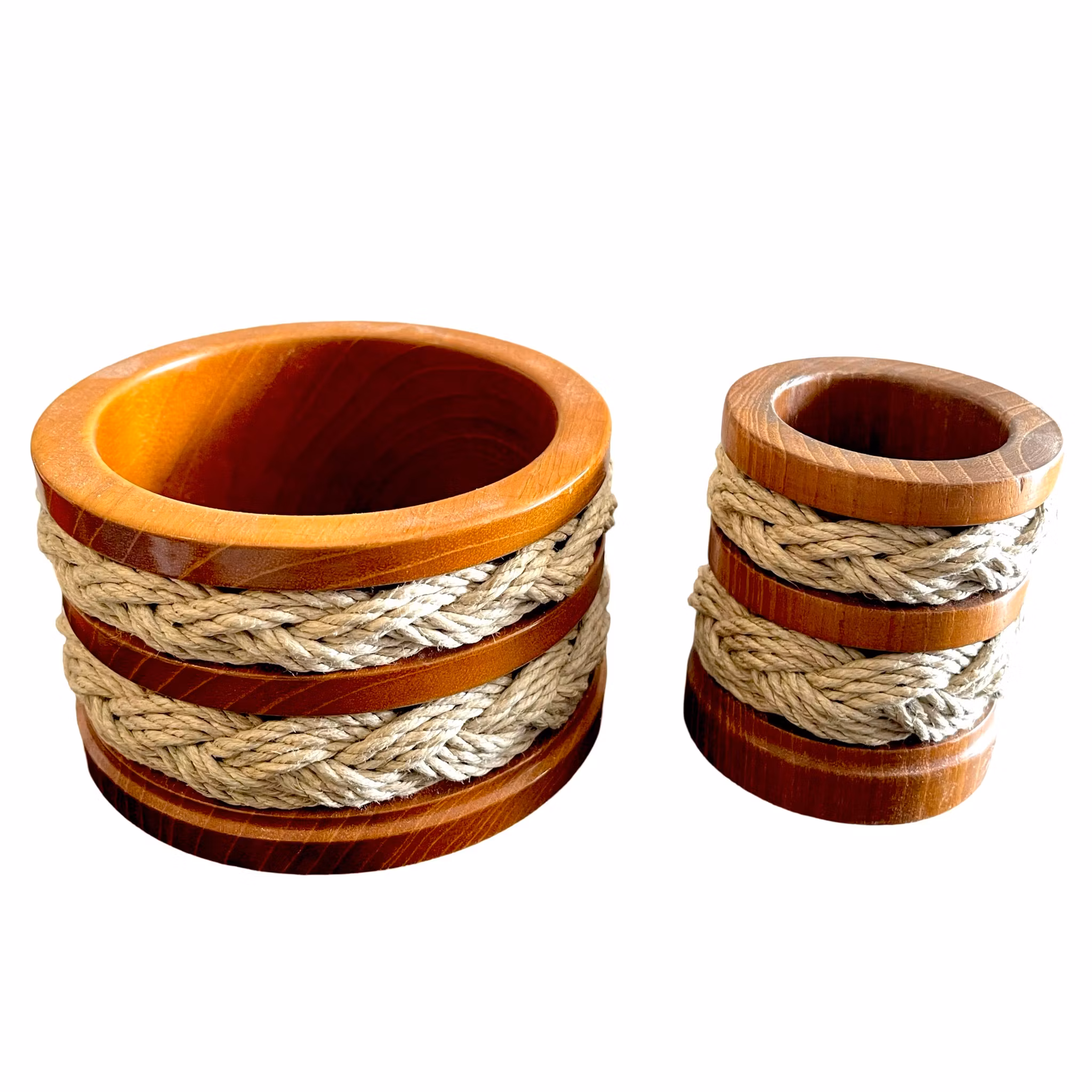 2 szt., Stojak na długopisy z drewna i liny, wazon żeglarski, sygnowany