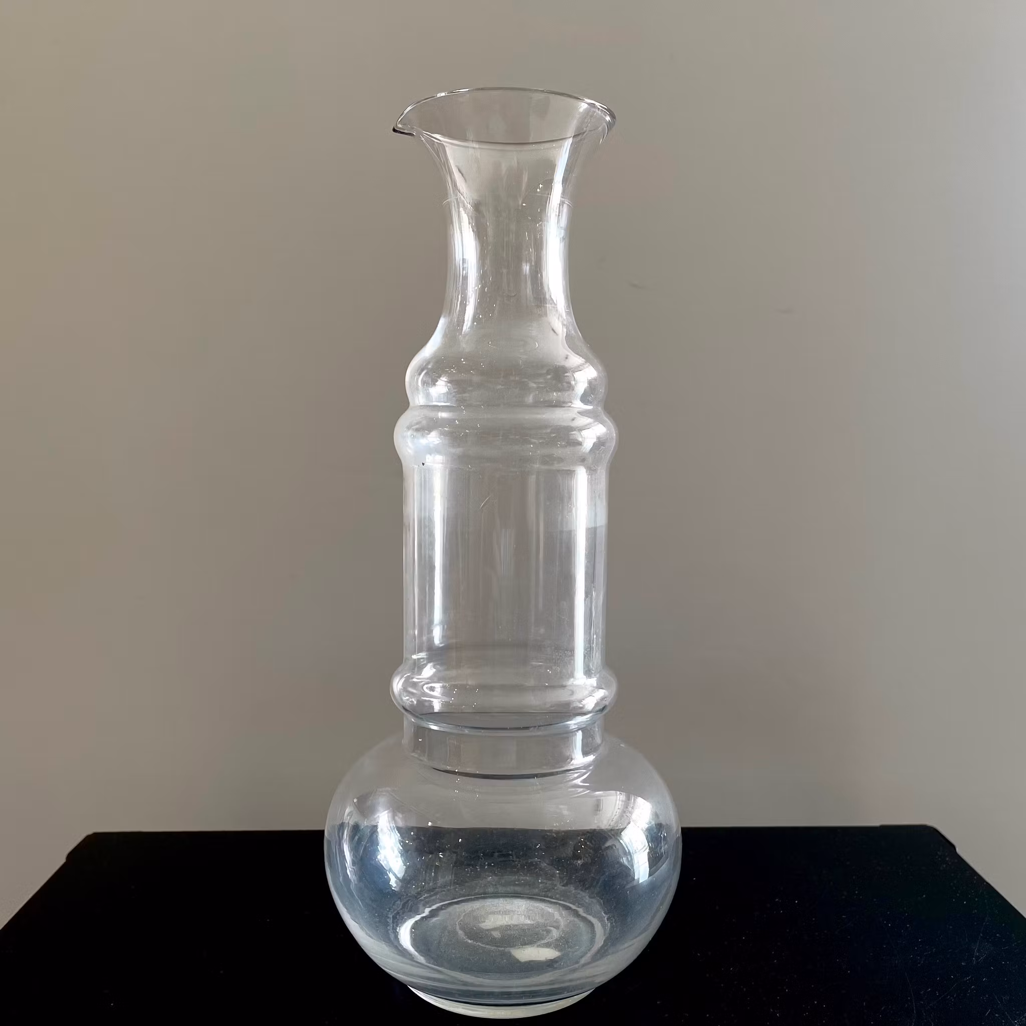 Björn Ramél Sea Glasbruk, dispenser per vasi a caraffa soffiato a mano