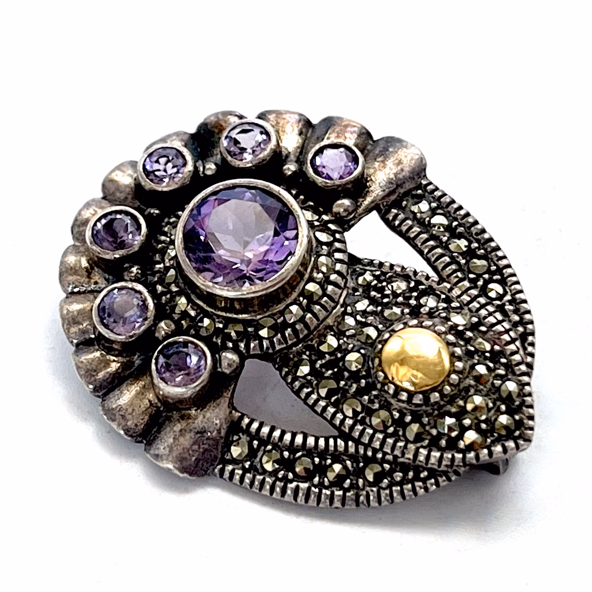 Brosche aus Sterlingsilber mit 18 Karat Gold und Markasiten und Amethysten