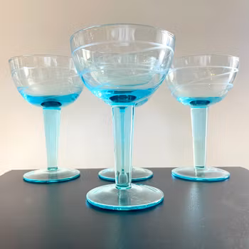 4 st blå Cocktailglas Ikea pralin. Pia Eldin-Lindsten