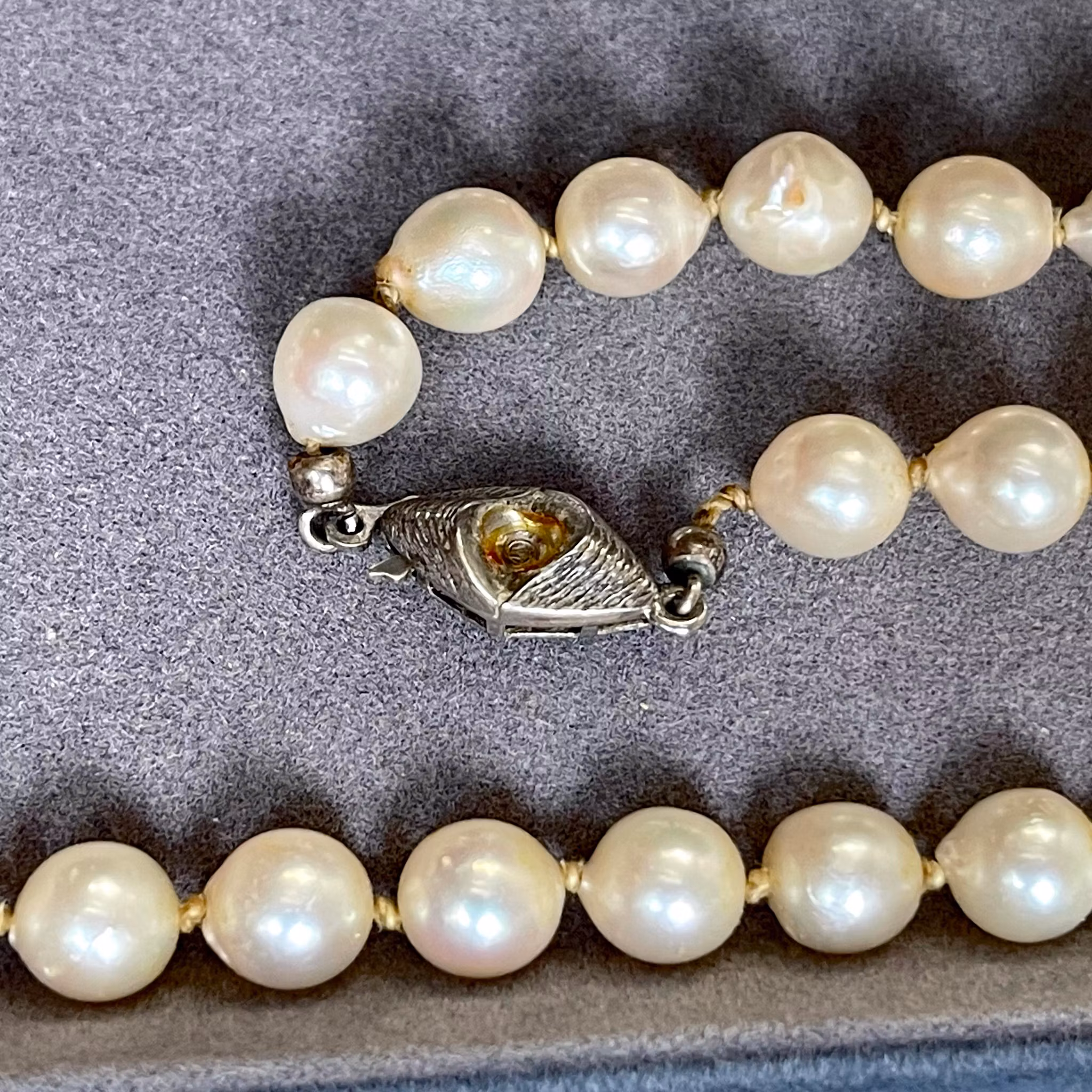 Naszyjnik z pereł hodowlanych o średnicy ok. 7 mm