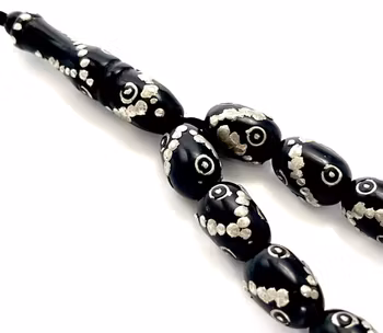 Gammal radband 33 pärlor