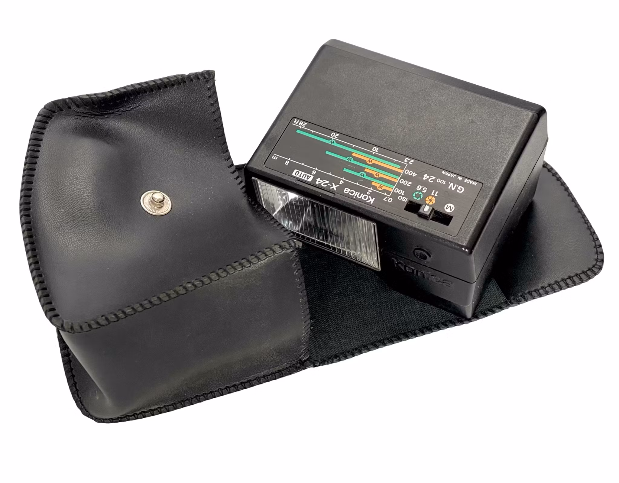 Yashica Electro 35 med många andra tillbehör