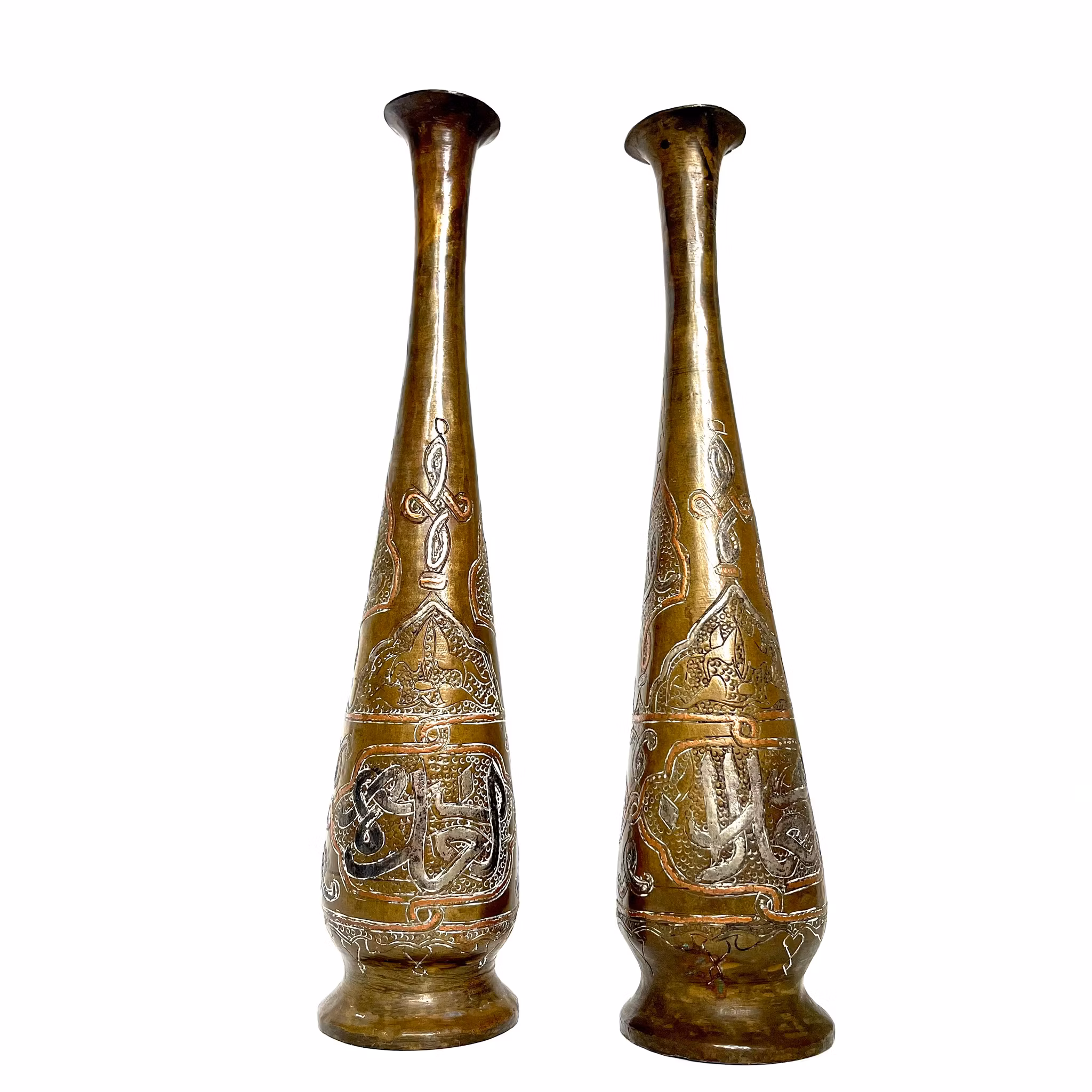 Une paire de vases - Damas Travail en laiton, cuivre et étain, Damas début 19ème siècle