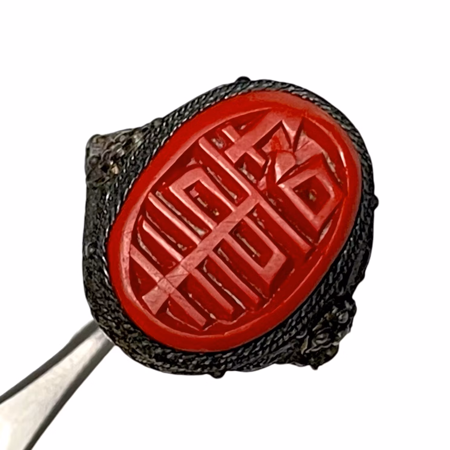 Antiker chinesischer geschnitzter Zinnober-Silberring