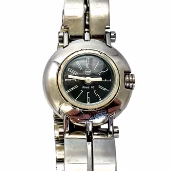 Street Road 66, dam armbandsur