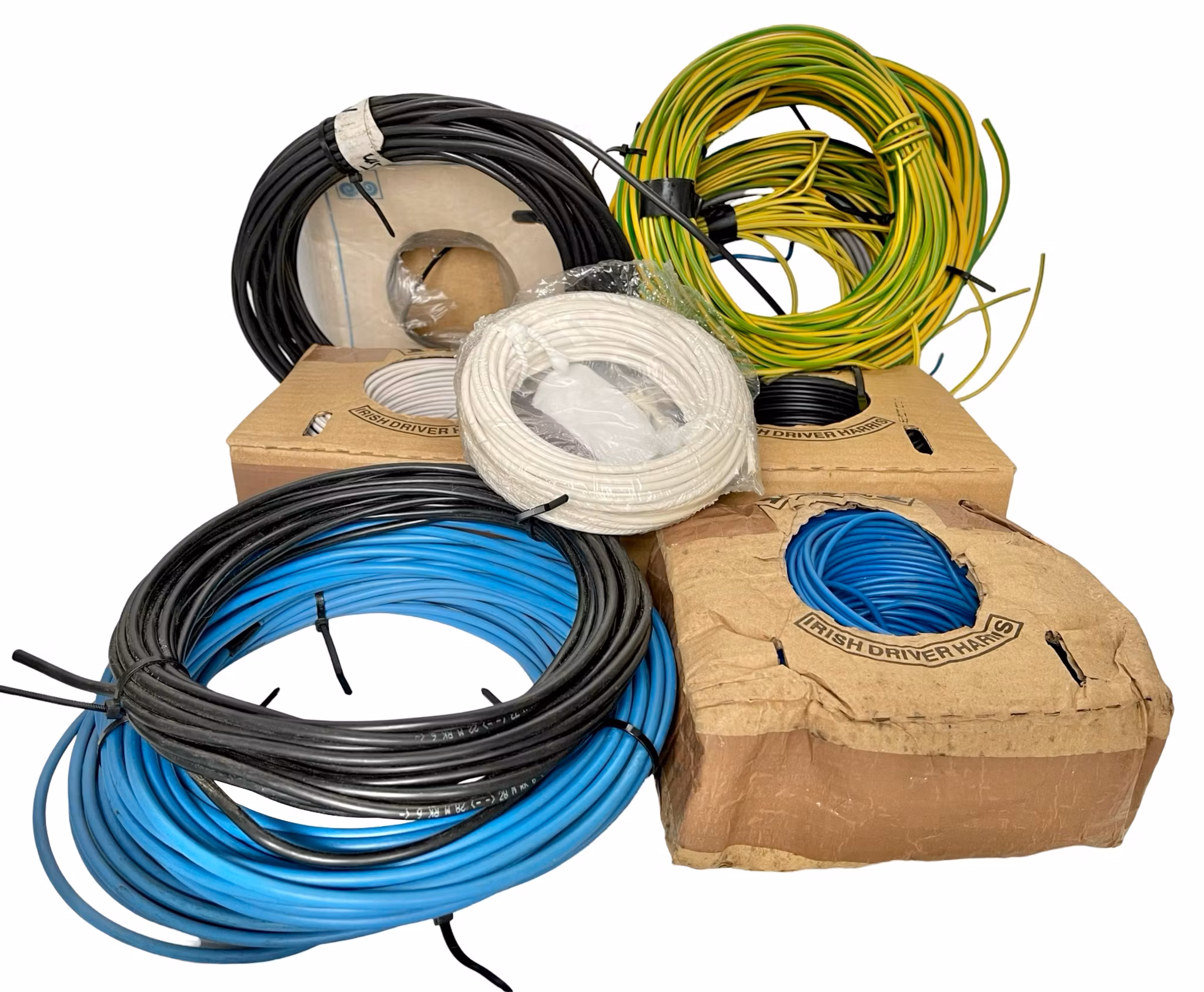 Parti kobber elektriske kabler i ulike størrelser, ca 15,3 kg