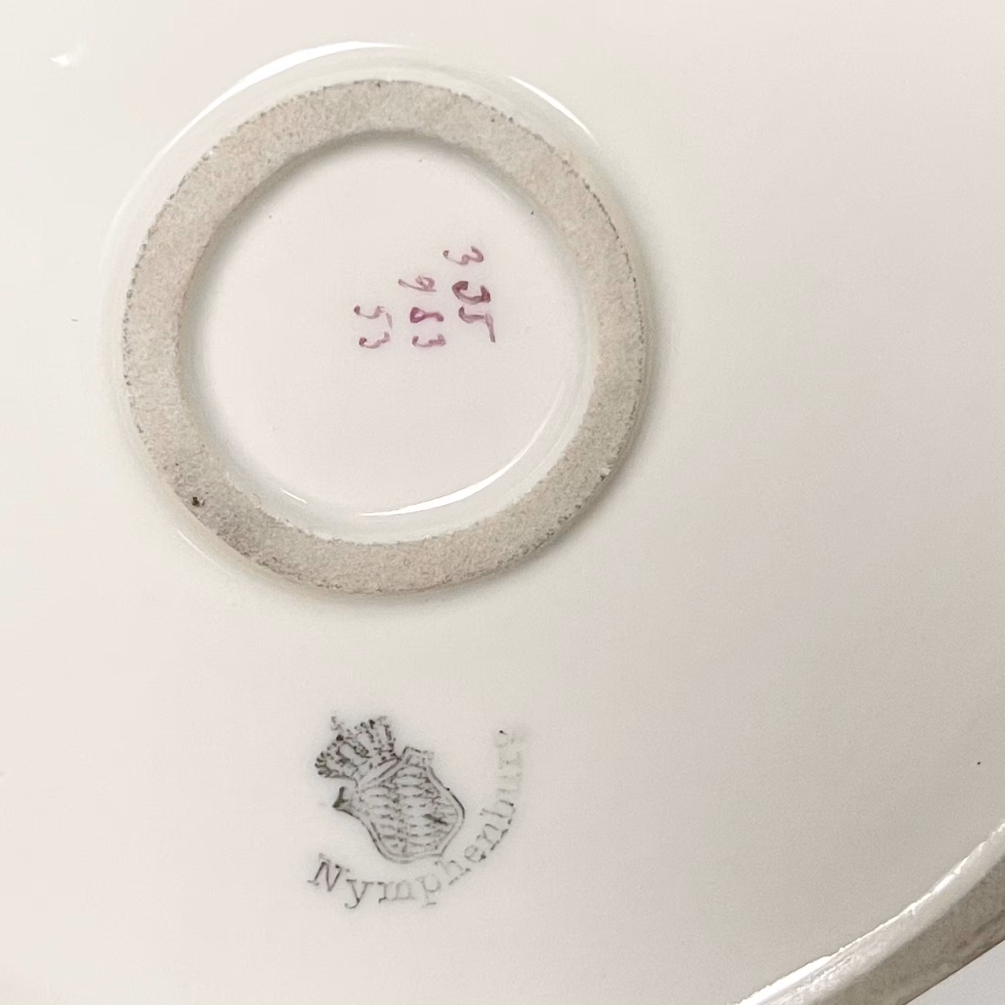 Nymphenburg Porzellanschale, gestempelt