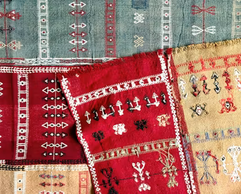 Antik Orientalisk kelim, Ull och ört färgämne