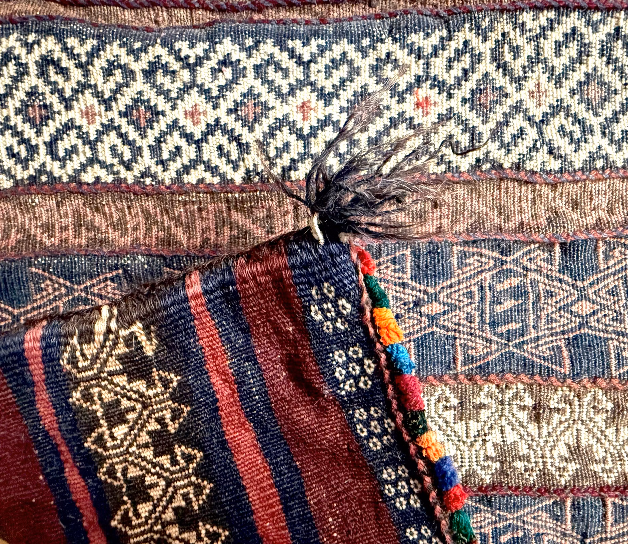 Sac à sel oriental antique noué à la main