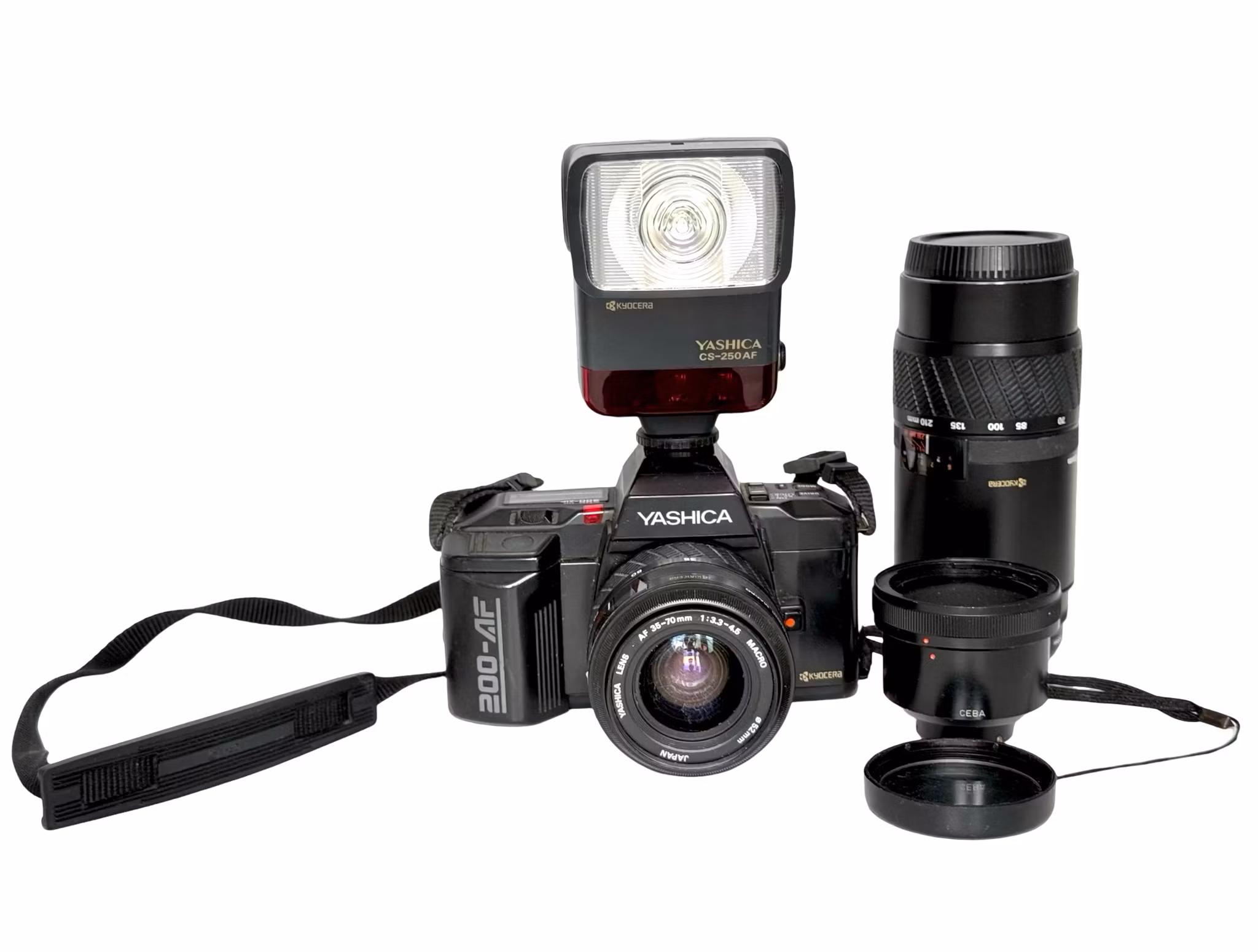 Fotocamera Kyocera Yashica con accessori