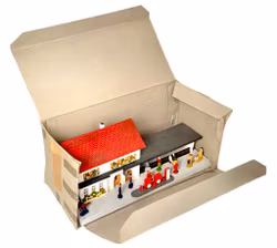 Creglinger nr 250 - Dalby - Liten tågstation med vänthall m.m.