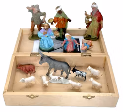 Zabytkowe figurki do szopki bożonarodzeniowej, zestaw plastikowy
