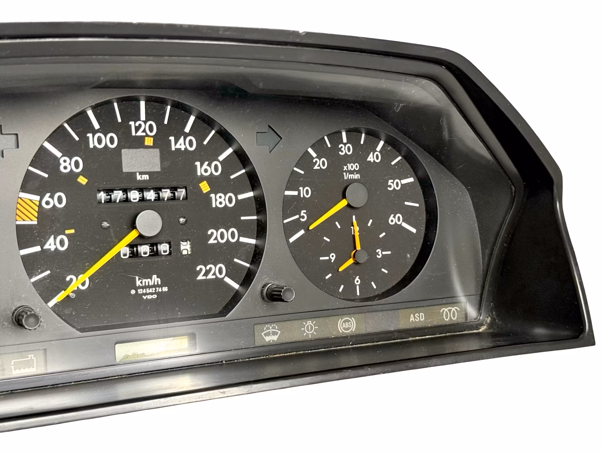 Speedometer, Mercedes-Benz 300 D 1988 W124