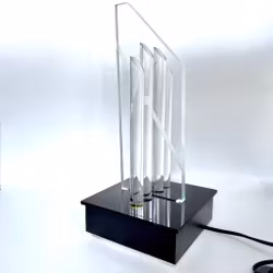 Lennart Kärrabo (Suède 1927-2007). Sculpture lumineuse en plexiglas. Conception Kärrabo.