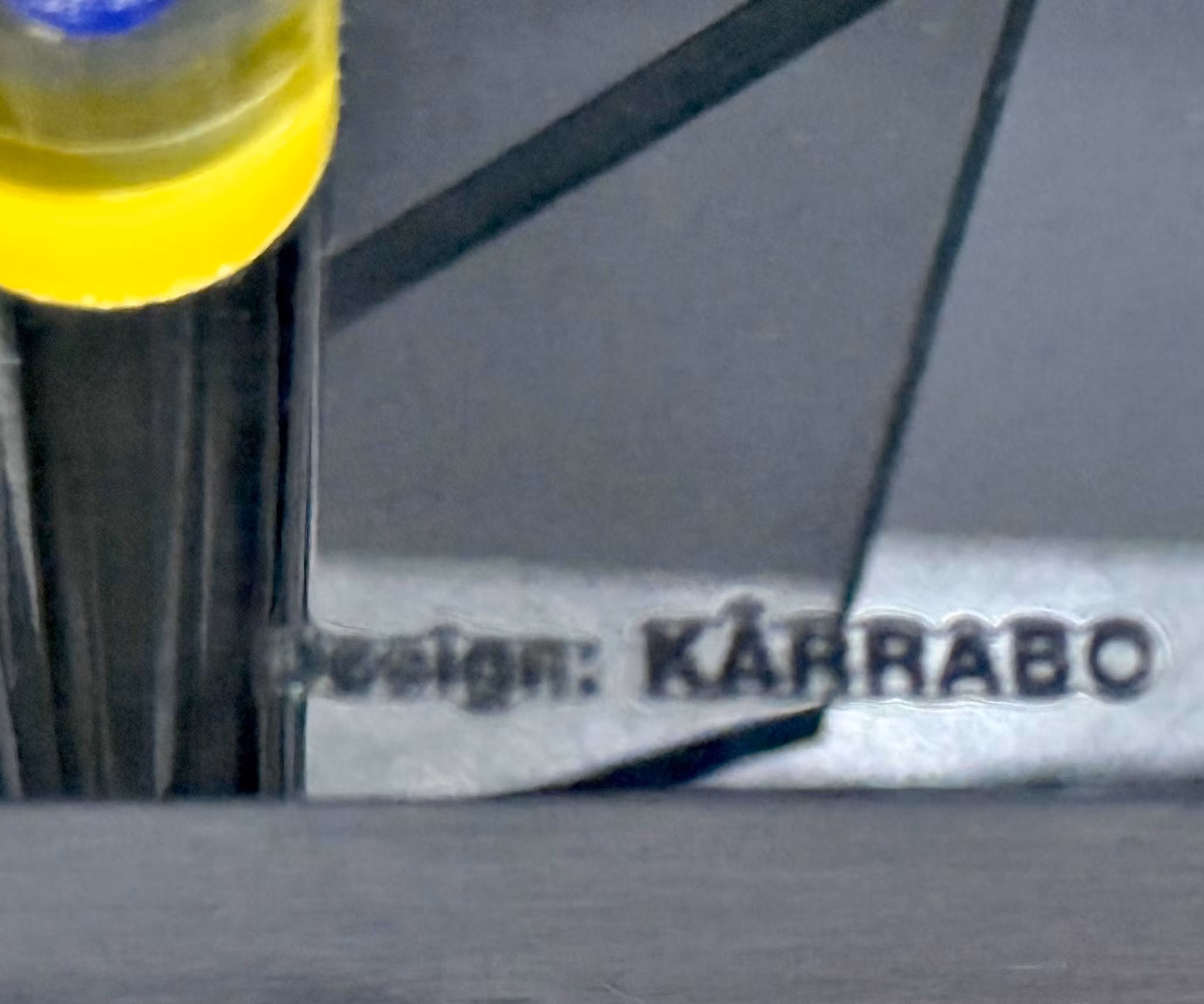 Lennart Kärrabo (Suède 1927-2007). Sculpture lumineuse en plexiglas. Conception Kärrabo.