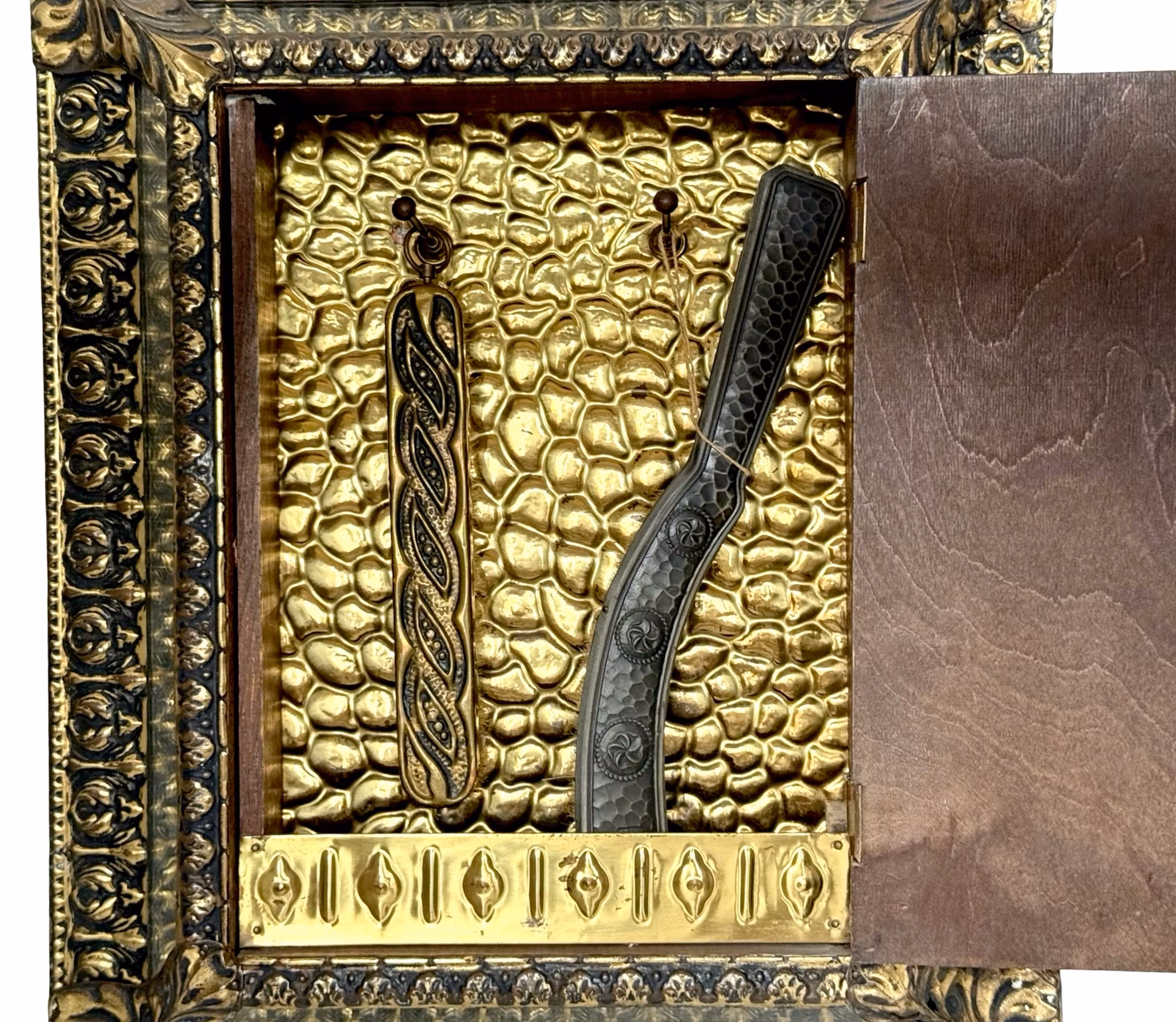 Antik mässing spegel skåp